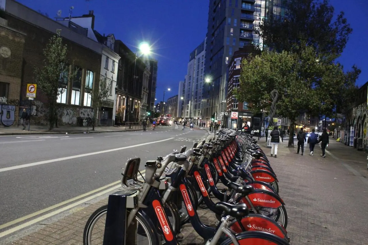 Shoreditch Studio - Sleeps 2 London